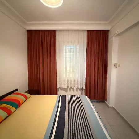 Appartement At The Cleopatra With A Balcony Alanya