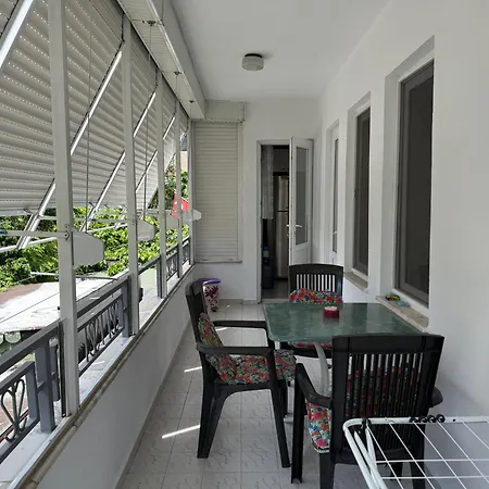 At The Cleopatra With A Balcony *